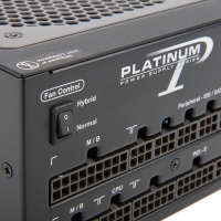 Seasonic P-1000XP Platinum PSU Modulare Semi-Passivo - 1000 Watt *ricondizionato*
