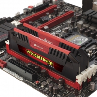 Corsair Vengeance Pro DDR3 PC3-17000, 2.133 Mhz, C11, Rosso - Kit 16Gb