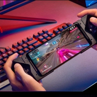 Asus ROG Kunai Gamepad - ROG Phone II