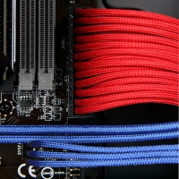 BitFenix Adattatore da Molex a SATA 45 cm - Sleeved Rosso/Nero