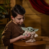 Star Wars The Child Animatronic Edition "Baby Yoda"
