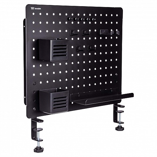 Thermaltake Gaming Desk Pegboard - Medio Thermaltake Gaming Desk Pegboard - Medio